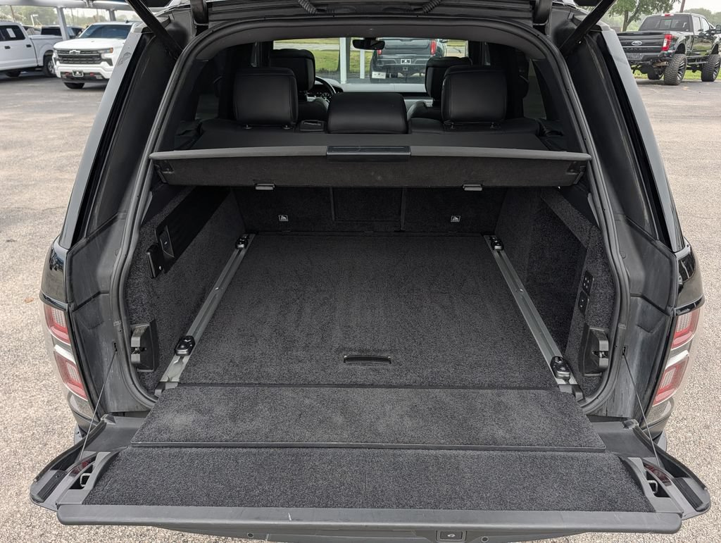 Used 2019 Land Rover Range Rover Supercharged AWD/4WD image 30