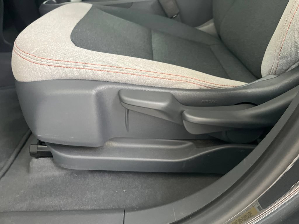 Used 2020 Chevrolet Bolt LT FWD image 52
