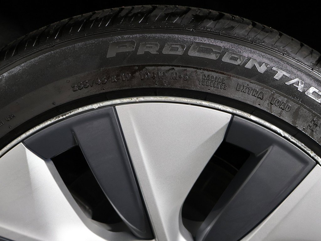 Used 2023 Tesla Model Y Long Range image 21