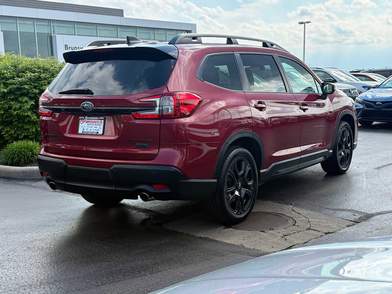 Certified 2023 Subaru Ascent Onyx Edition AWD/4WD image 4