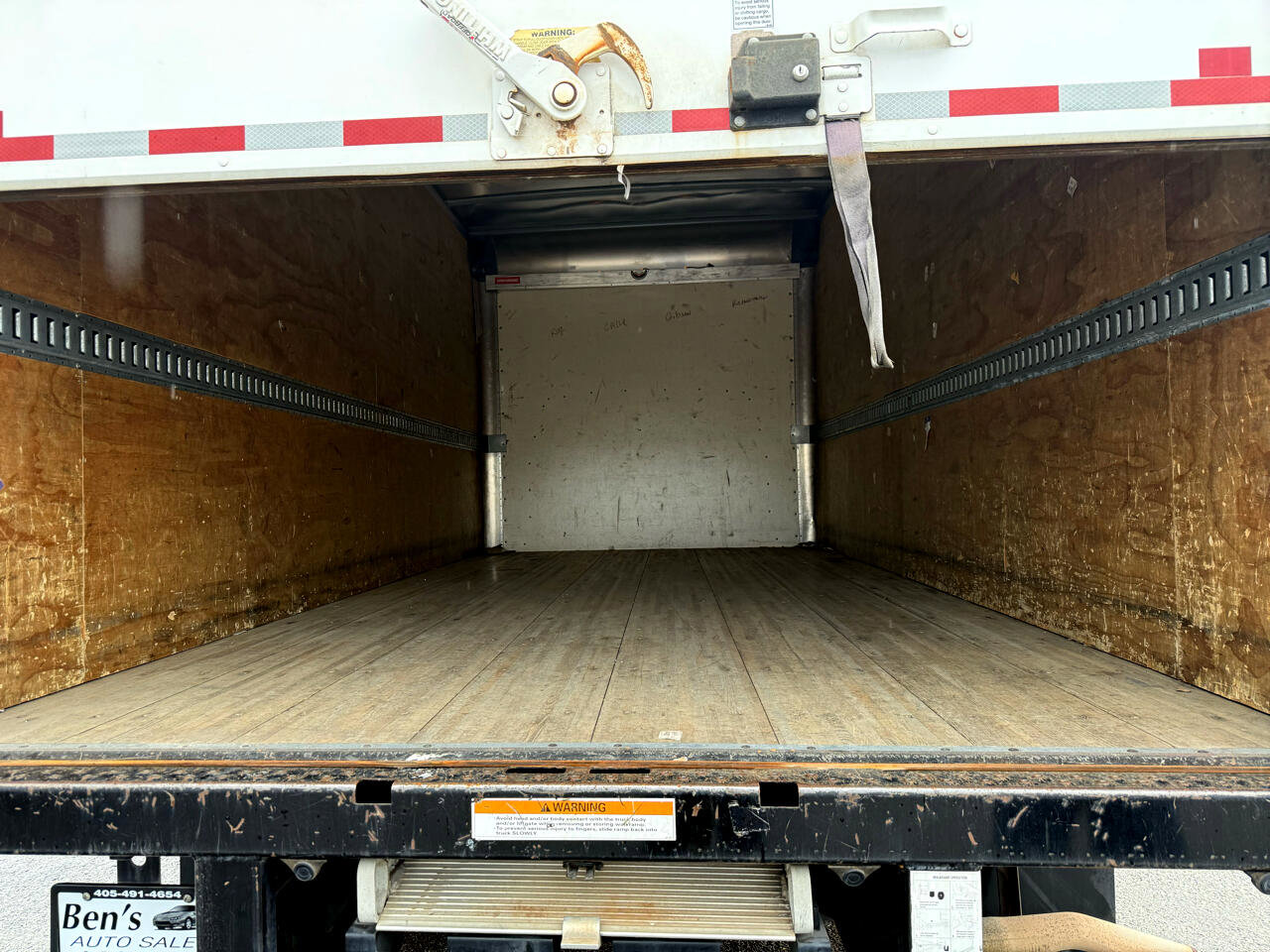 Used 2020 Chevrolet Express 3500 Extended w/ Power Convenience Package image 7