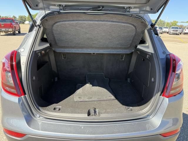Used 2020 Buick Encore Preferred w/ Safety Package FWD image 8