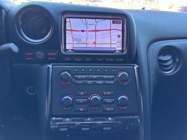 Used 2015 Nissan GT-R Premium image 20