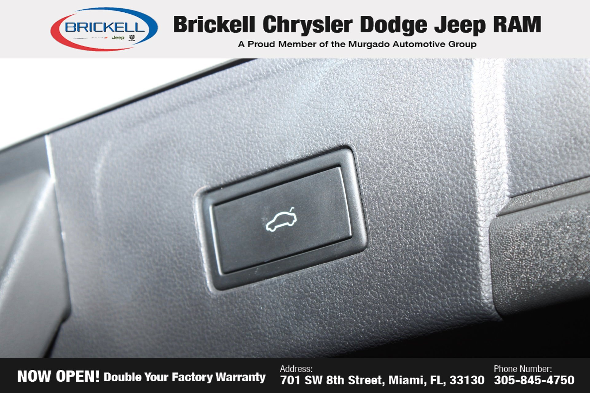 Used 2025 Volkswagen Atlas SE FWD image 13