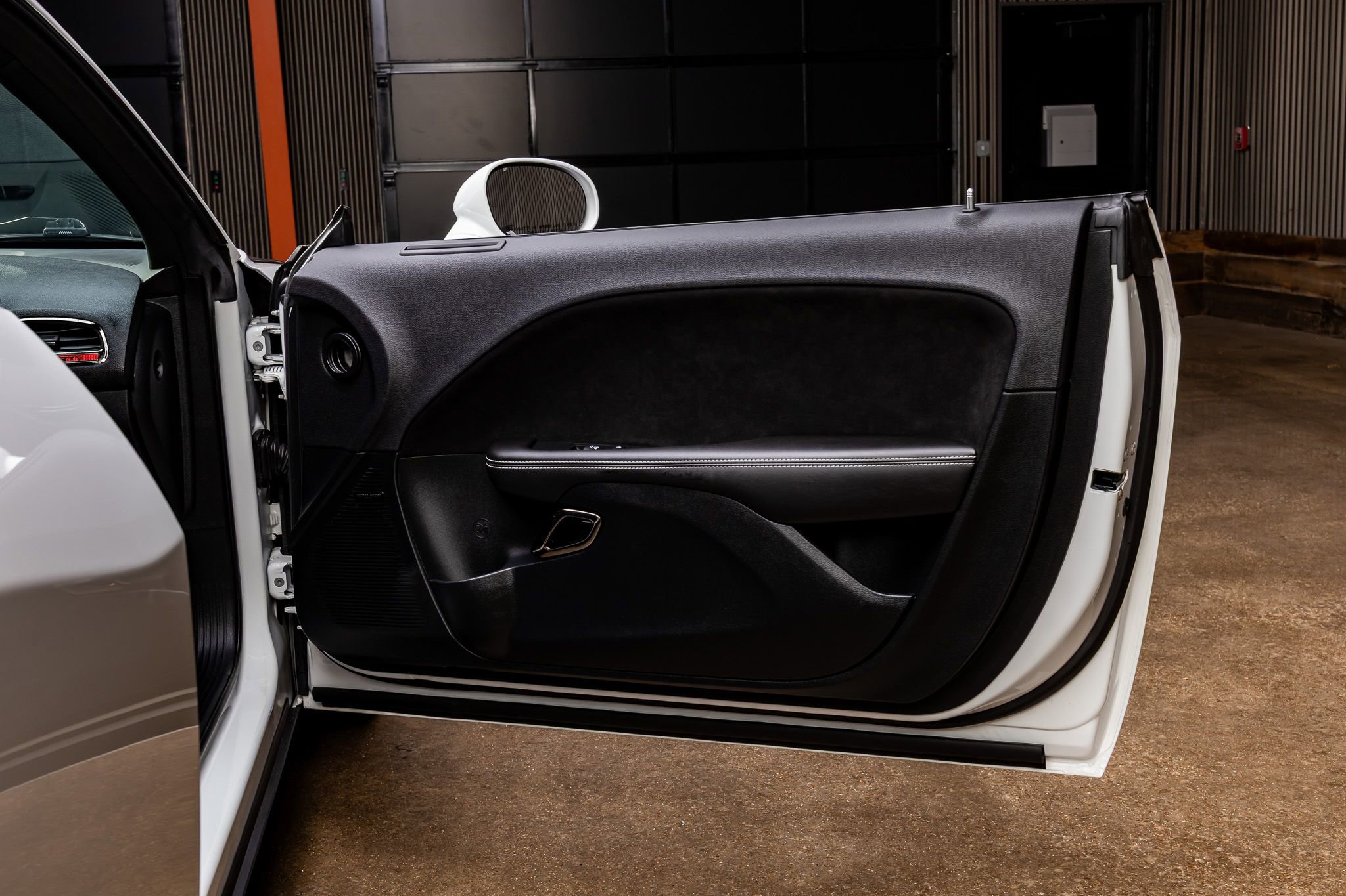 Used 2018 Dodge Challenger SRT Hellcat image 29