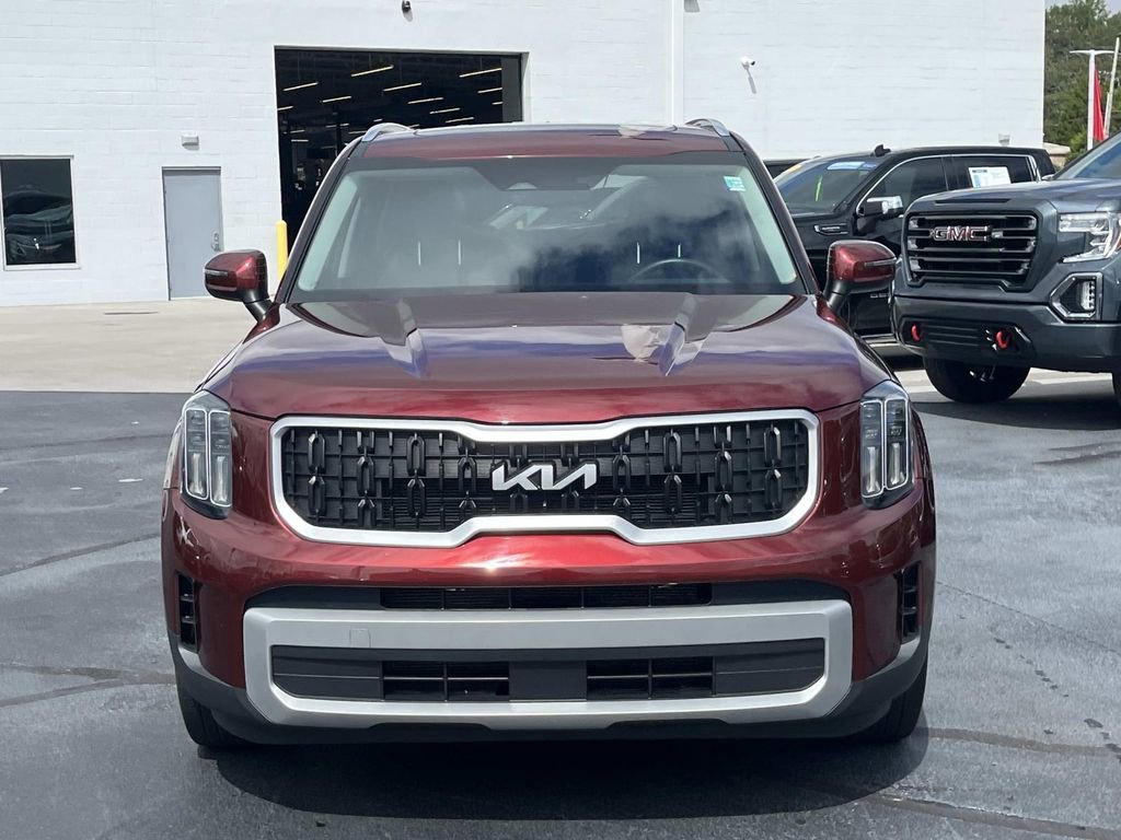 Used 2023 Kia Telluride EX w/ EX Captain's Chair Package video 2