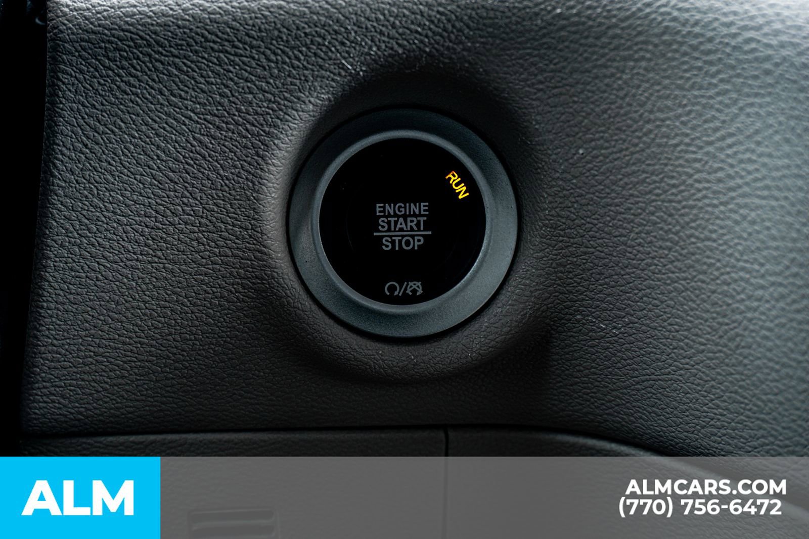 Used 2024 Chrysler Pacifica Touring-L image 33