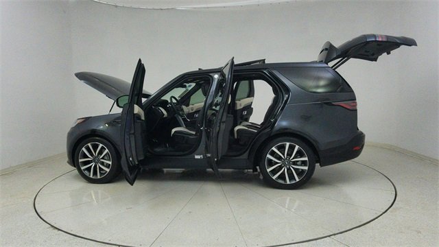 Used 2024 Land Rover Discovery Dynamic SE image 78