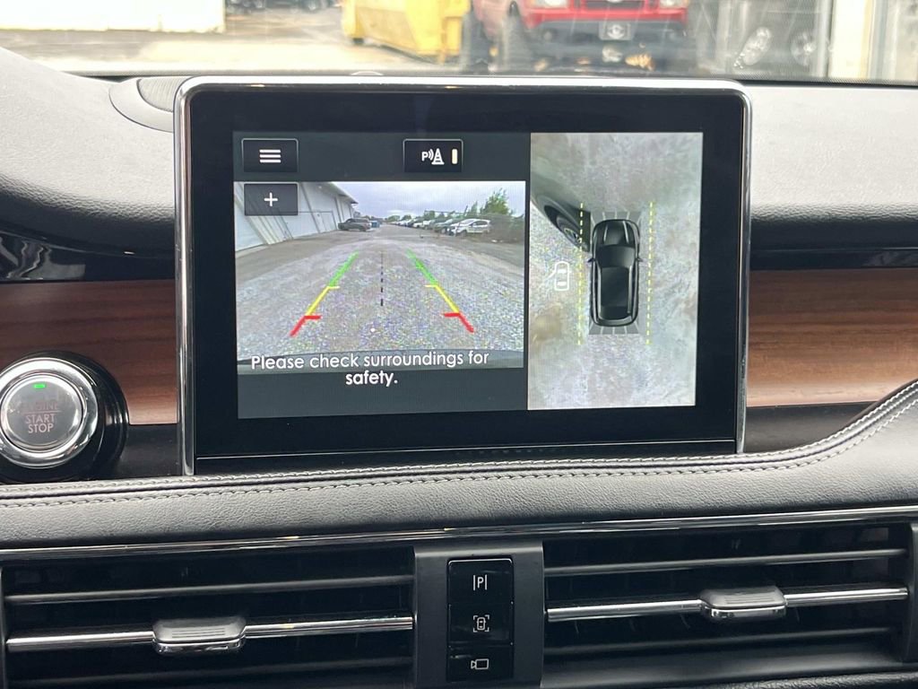 Used 2022 Lincoln Corsair Reserve w/ Equipment Group 201A image 24