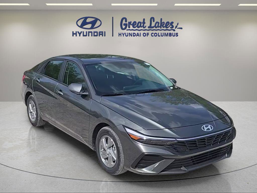 New 2026 Hyundai Elantra SE FWD image 7