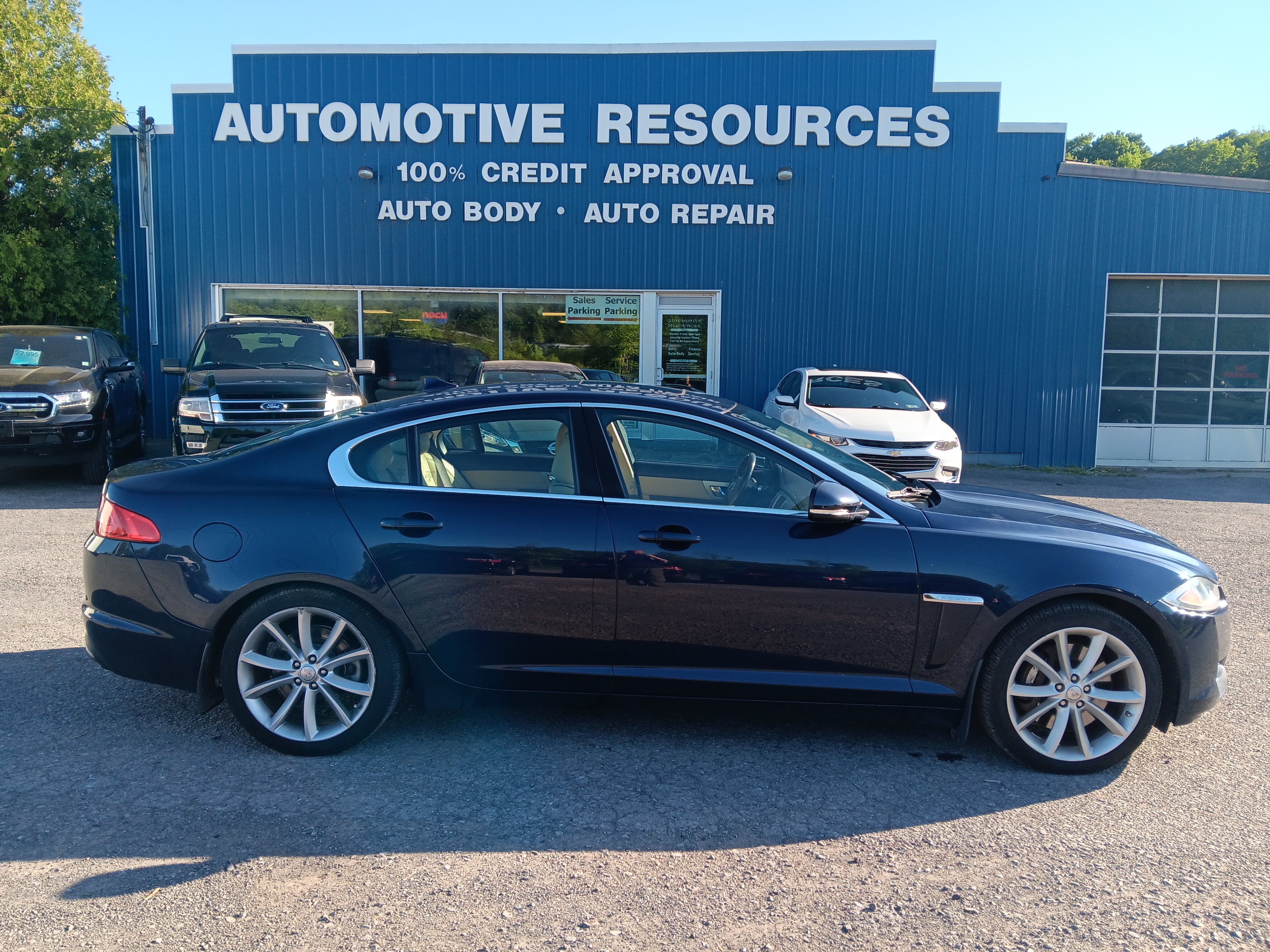Used 2015 Jaguar XF Portfolio AWD/4WD image 6