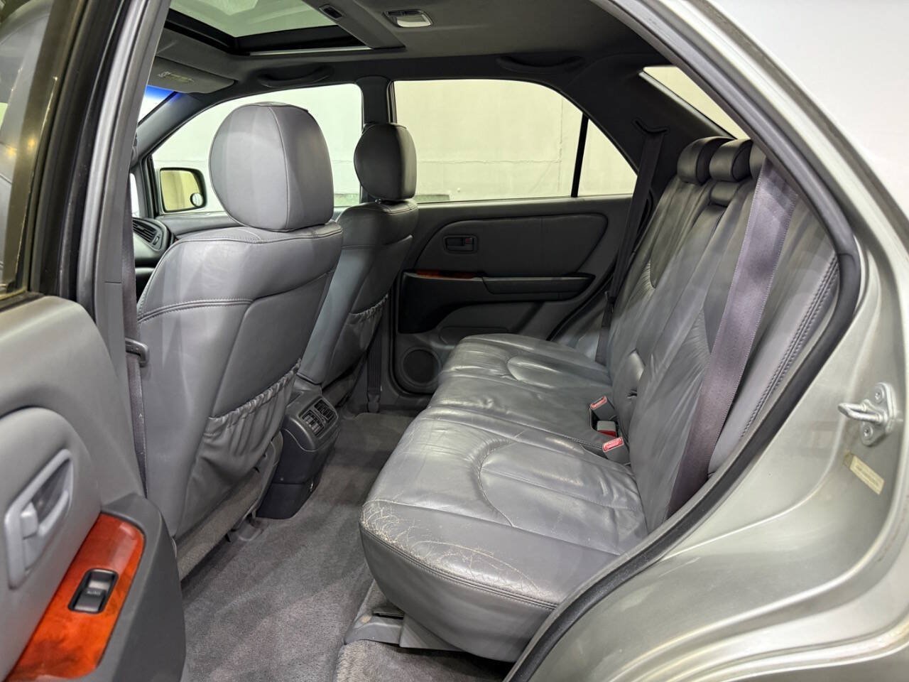 Used 2000 Lexus RX 300 4WD image 9