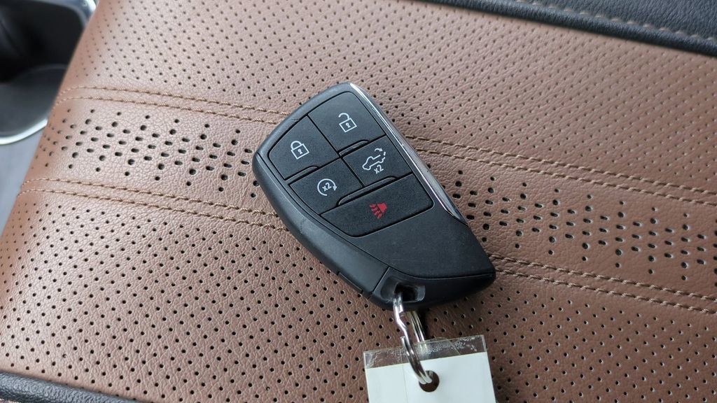 Used 2023 Chevrolet Silverado 1500 High Country w/ Z71 Off-Road Package image 41