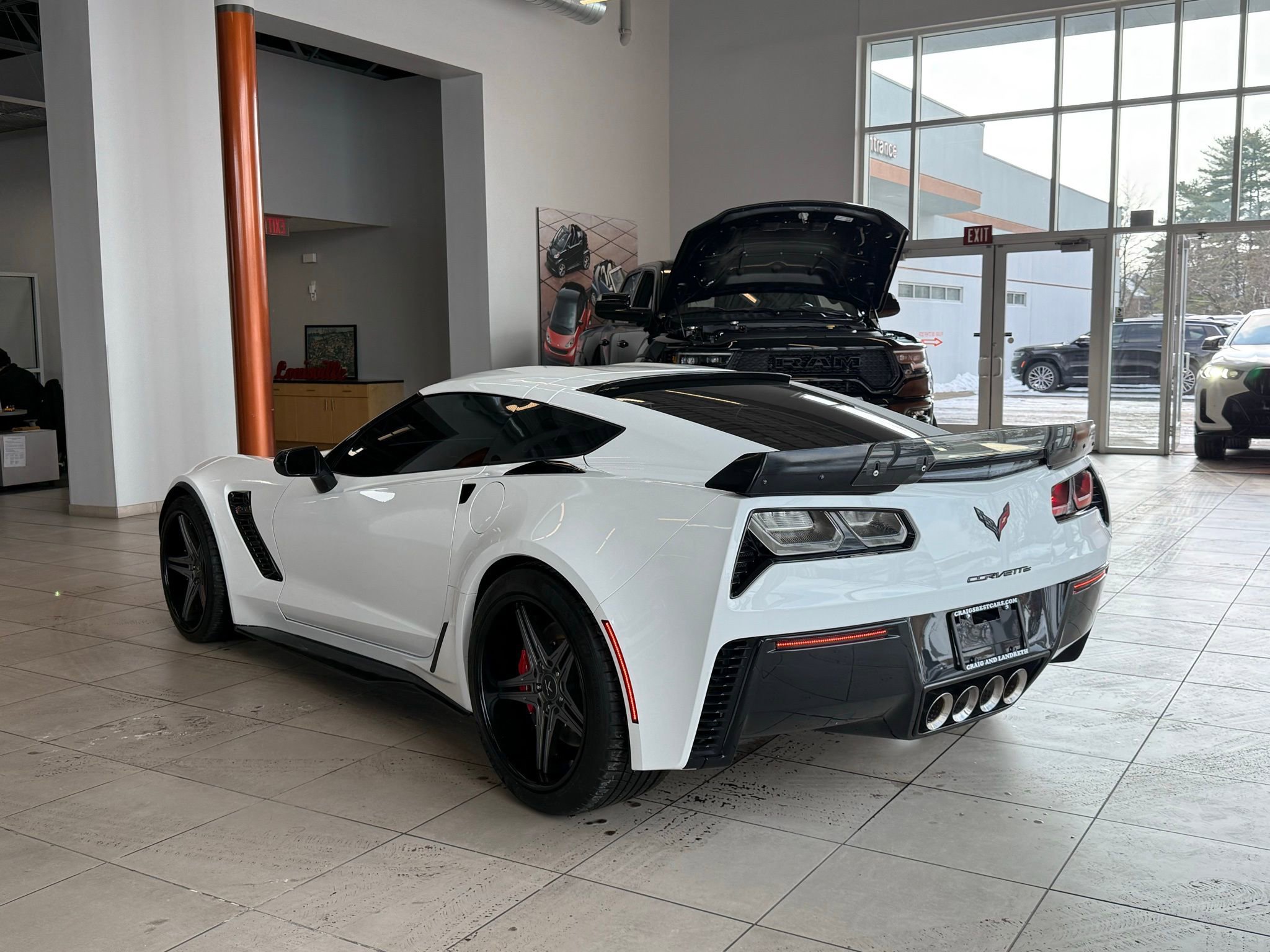 Used 2016 Chevrolet Corvette Z06 image 2
