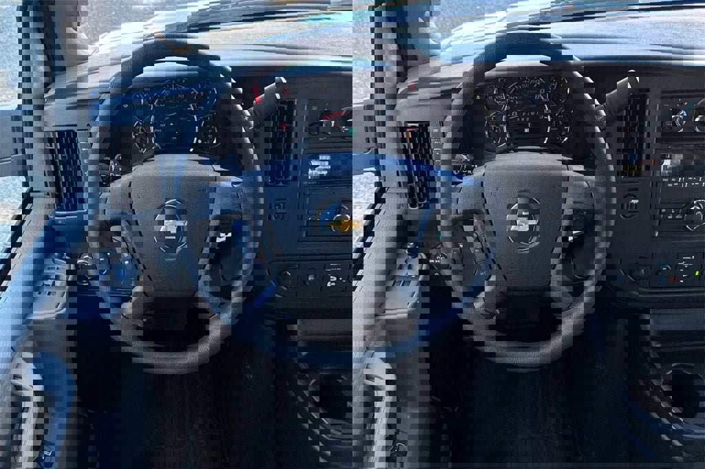 New 2025 Chevrolet Express 2500 w/ Enhanced Convenience Package image 14