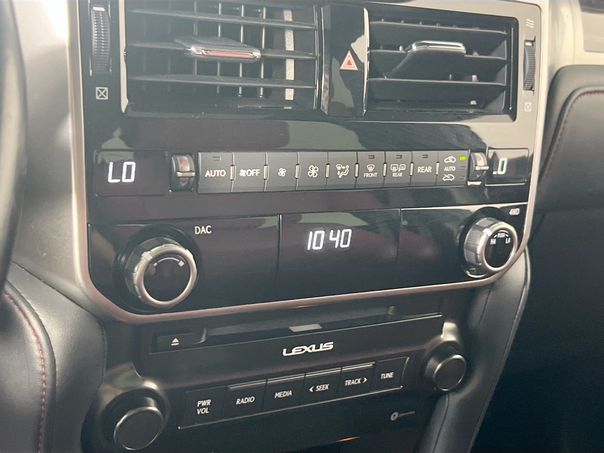 Used 2023 Lexus GX 460 Premium w/ Premium Package AWD/4WD image 16