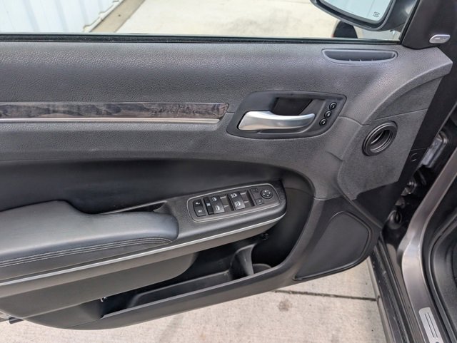 Used 2023 Chrysler 300 Touring L w/ Popular Equipment Group image 10