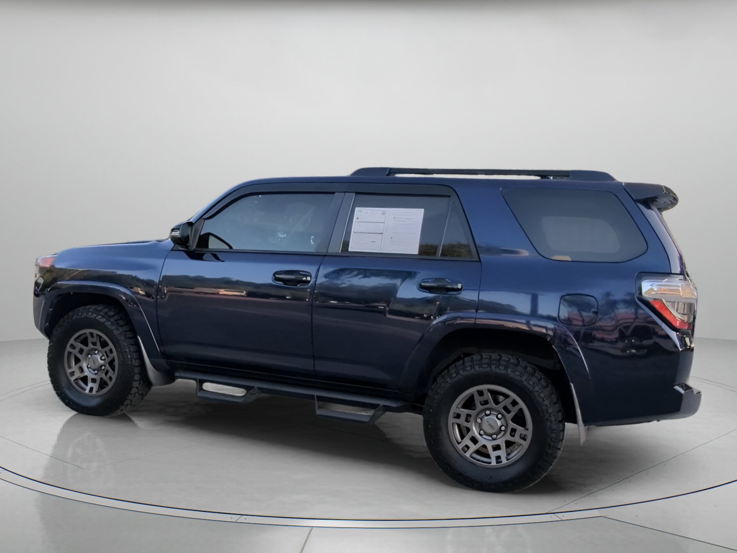 Used 2020 Toyota 4Runner Venture w/ Moonroof Package AWD/4WD image 15
