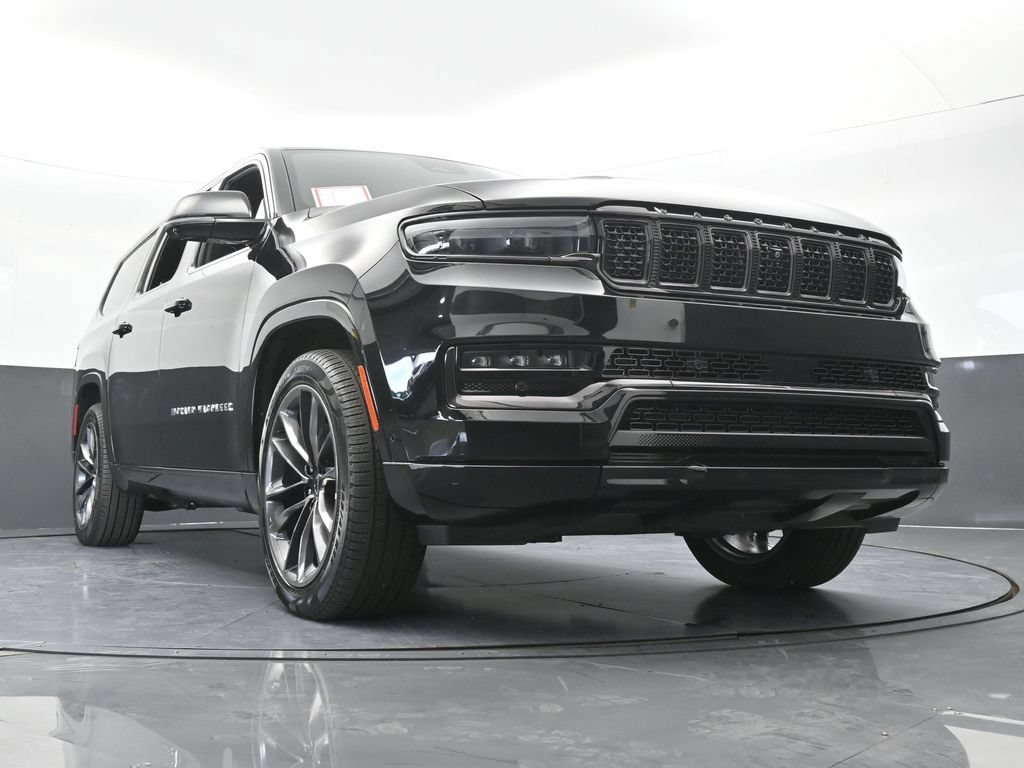 Used 2024 Jeep Grand Wagoneer L Series II w/ Quick Order Packagew 28T AWD/4WD image 70
