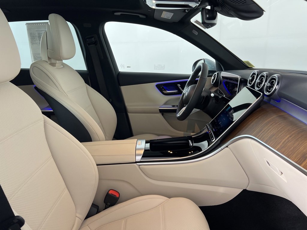 Certified 2026 Mercedes-Benz GLC 300 4MATIC image 39