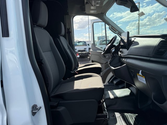 New 2027 Ford Transit 250 148 Medium Roof w/ Load Area Protection Package RWD image 15