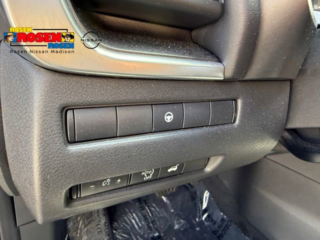 Certified 2023 Nissan Rogue SV w/ SV Premium B Package AWD/4WD image 12