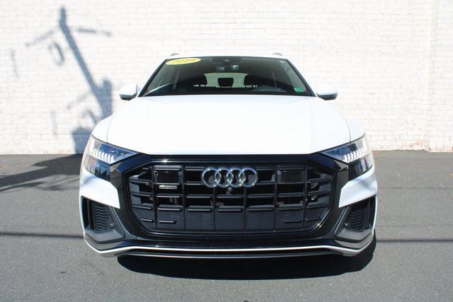 Used 2019 Audi Q8 Prestige w/ Luxury Package image 5