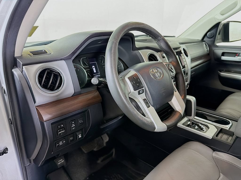 Used 2020 Toyota Tundra Limited w/ Limited Premium Package AWD/4WD image 10