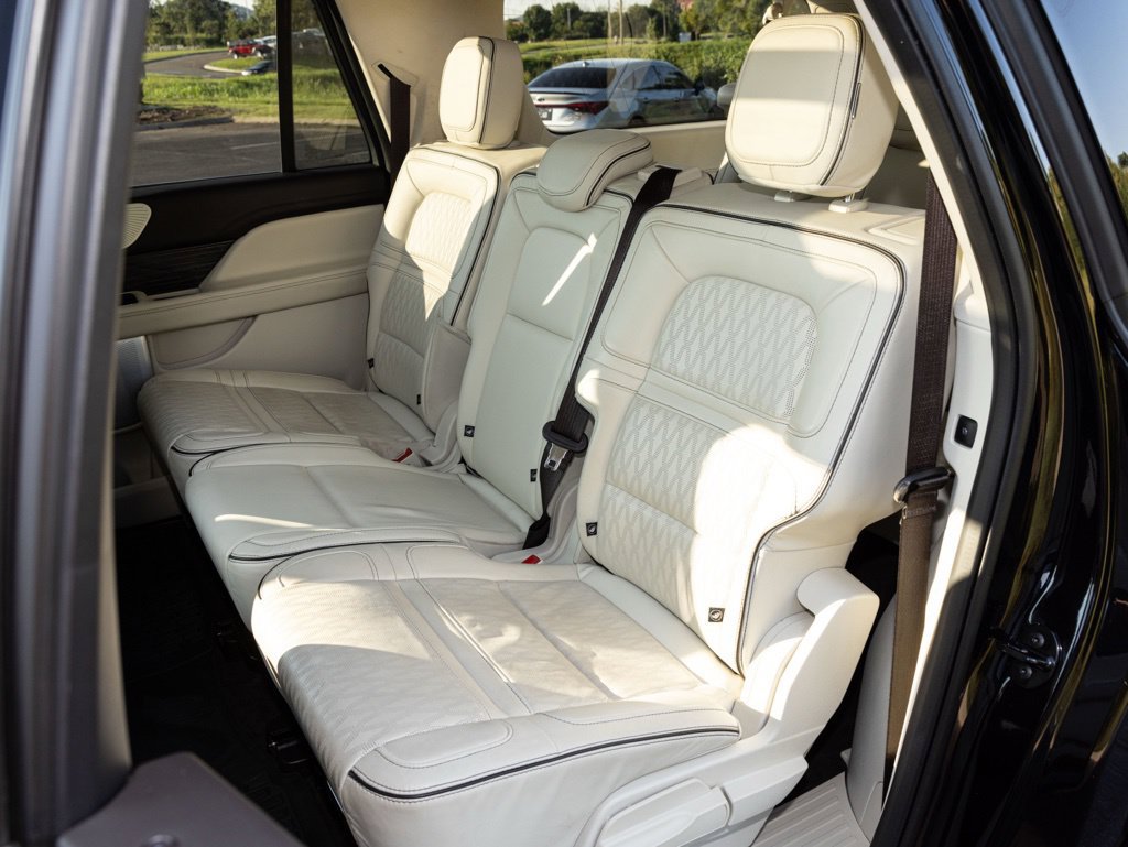 Used 2022 Lincoln Navigator L Black Label AWD/4WD image 49