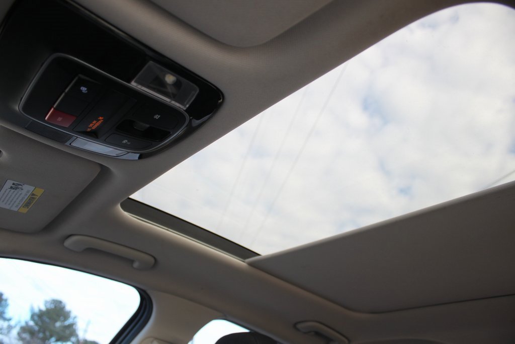 Used 2024 Hyundai Sonata SEL w/ Convenience Package image 18