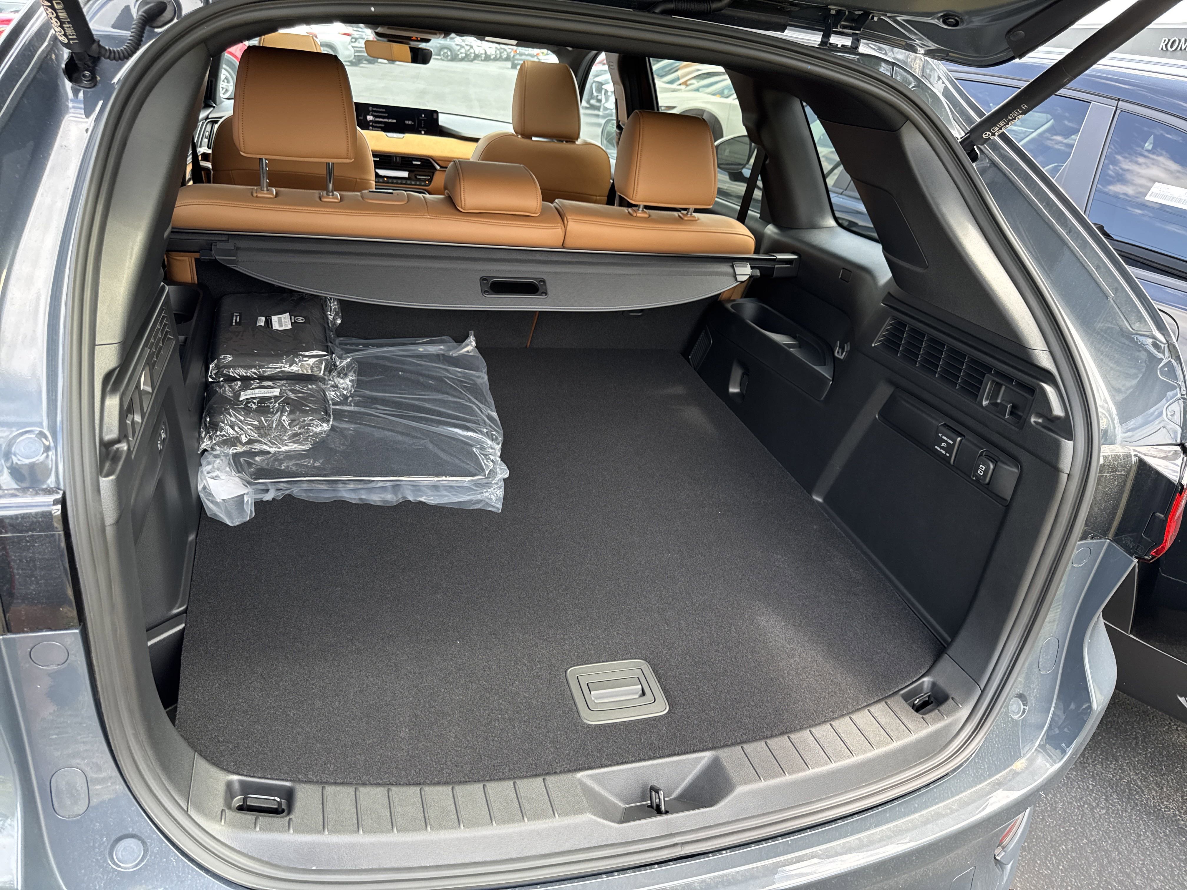 New 2025 MAZDA CX-70 3.3 Turbo S w/ Premium Plus image 30