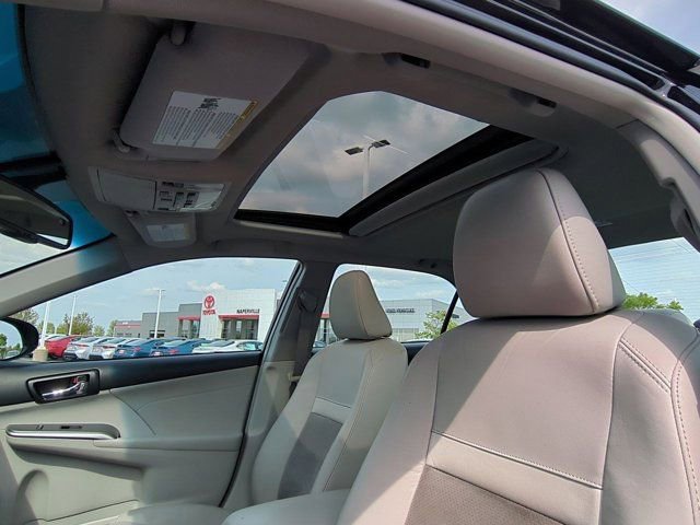 Used 2014 Toyota Camry XLE w/ Leather Package FWD image 10