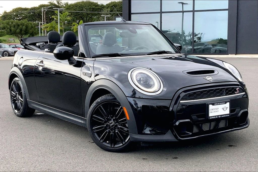 Certified 2024 MINI Cooper S image 31