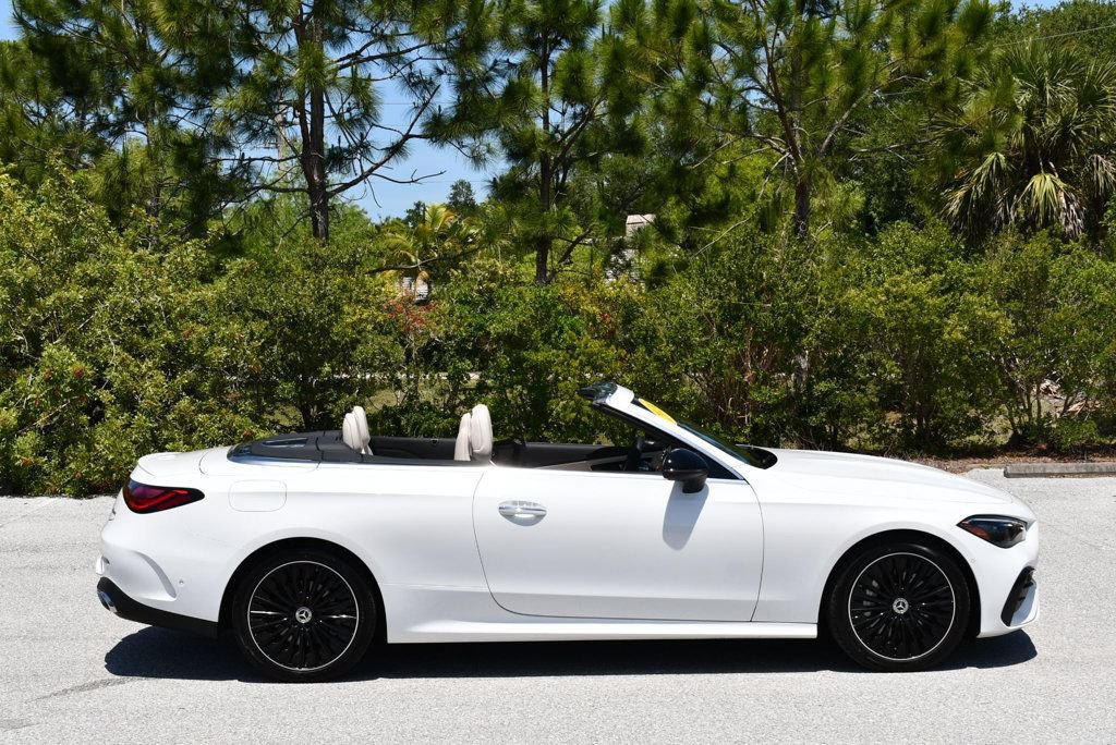 Used 2026 Mercedes-Benz CLE 450 4MATIC Cabriolet image 42