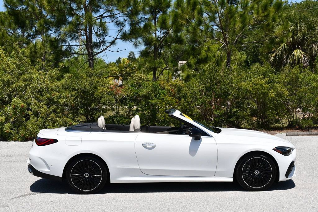 Used 2026 Mercedes-Benz CLE 450 4MATIC Cabriolet image 42