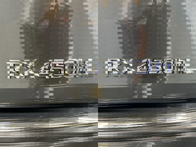 Used 2022 Lexus RX 450hL Luxury w/ Cold Area Package (CK) image 32