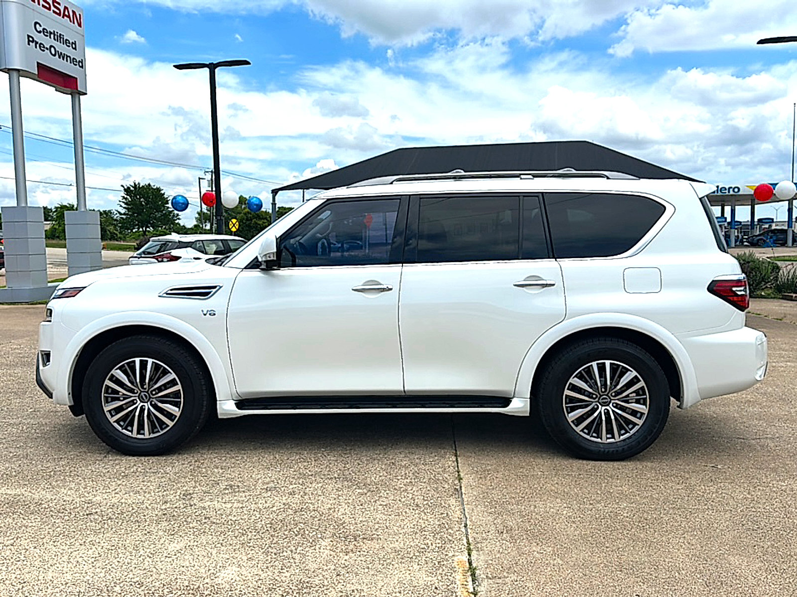 Used 2022 Nissan Armada SL RWD image 5