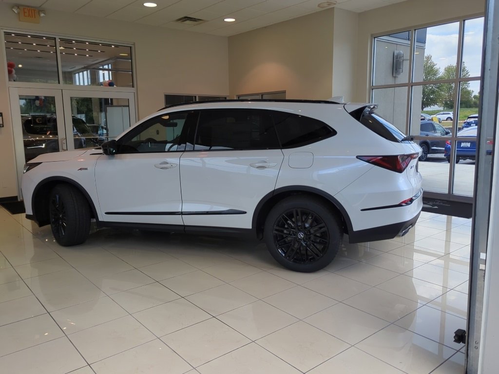 New 2026 Acura MDX A-Spec image 3