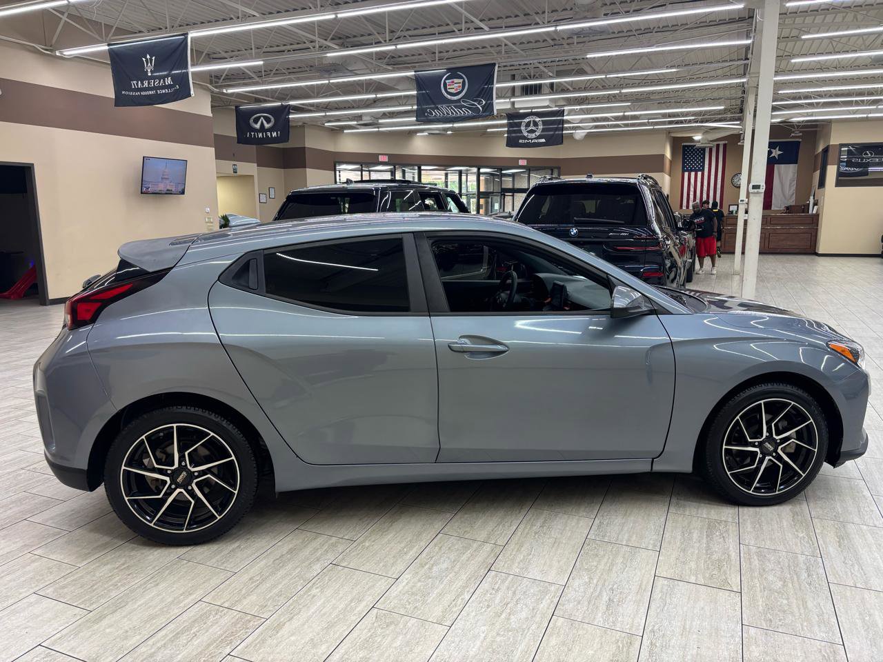 Used 2019 Hyundai Veloster 2.0 FWD image 10