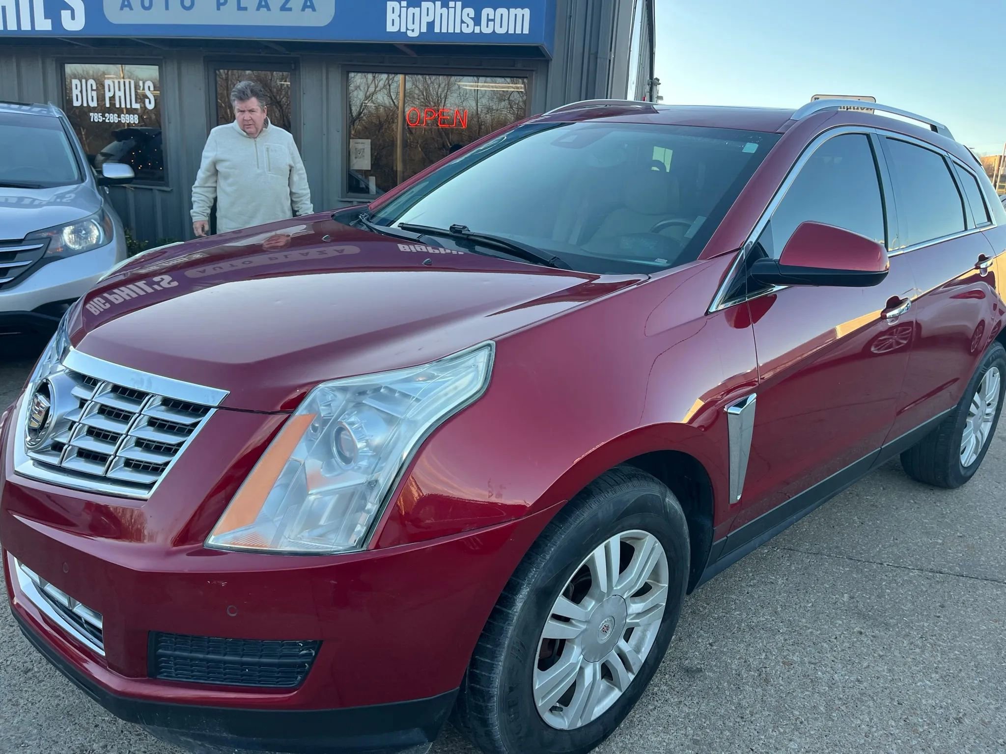 Used 2015 Cadillac SRX Luxury w/ Driver Awareness Package image 2