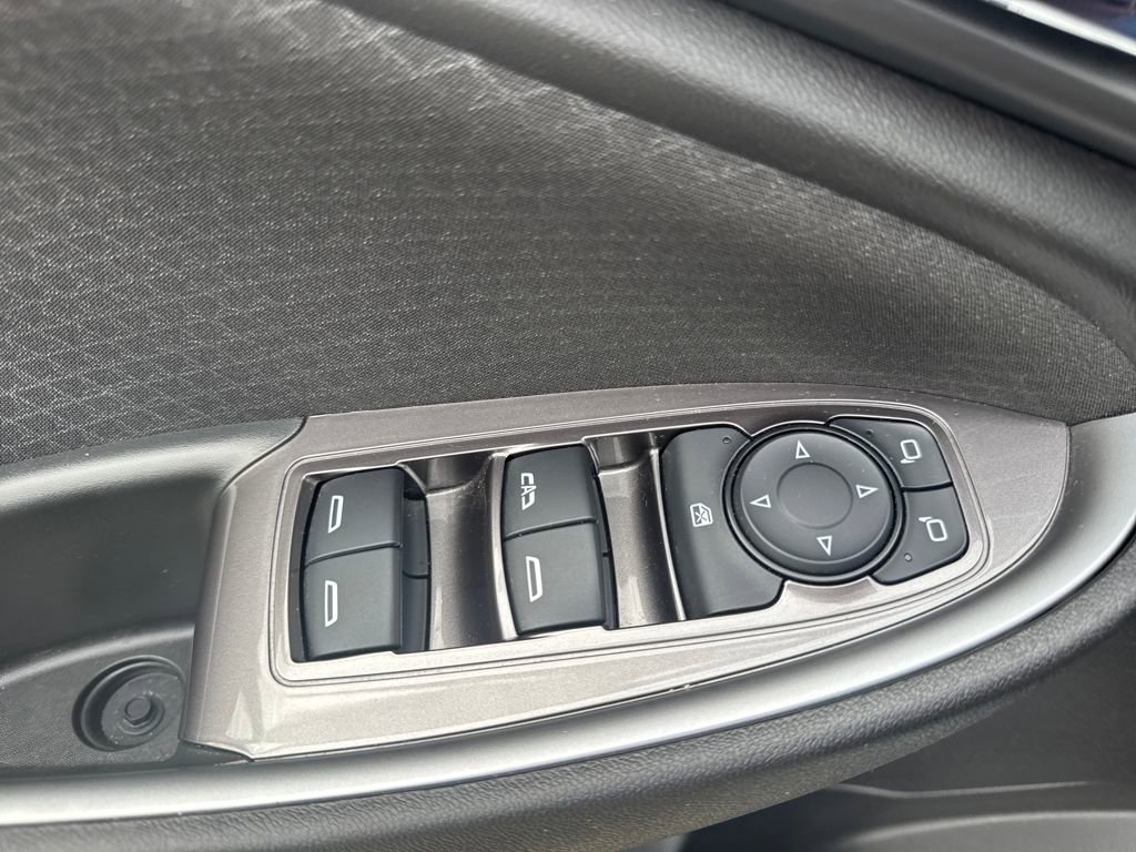 Used 2024 Chevrolet Malibu LT image 20