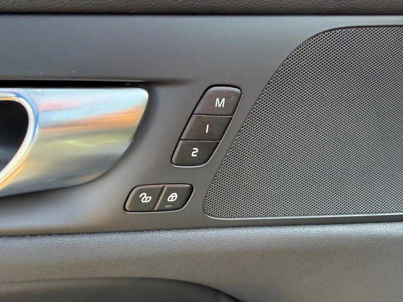 Certified 2025 Volvo S60 B5 Core w/ Climate Package image 16