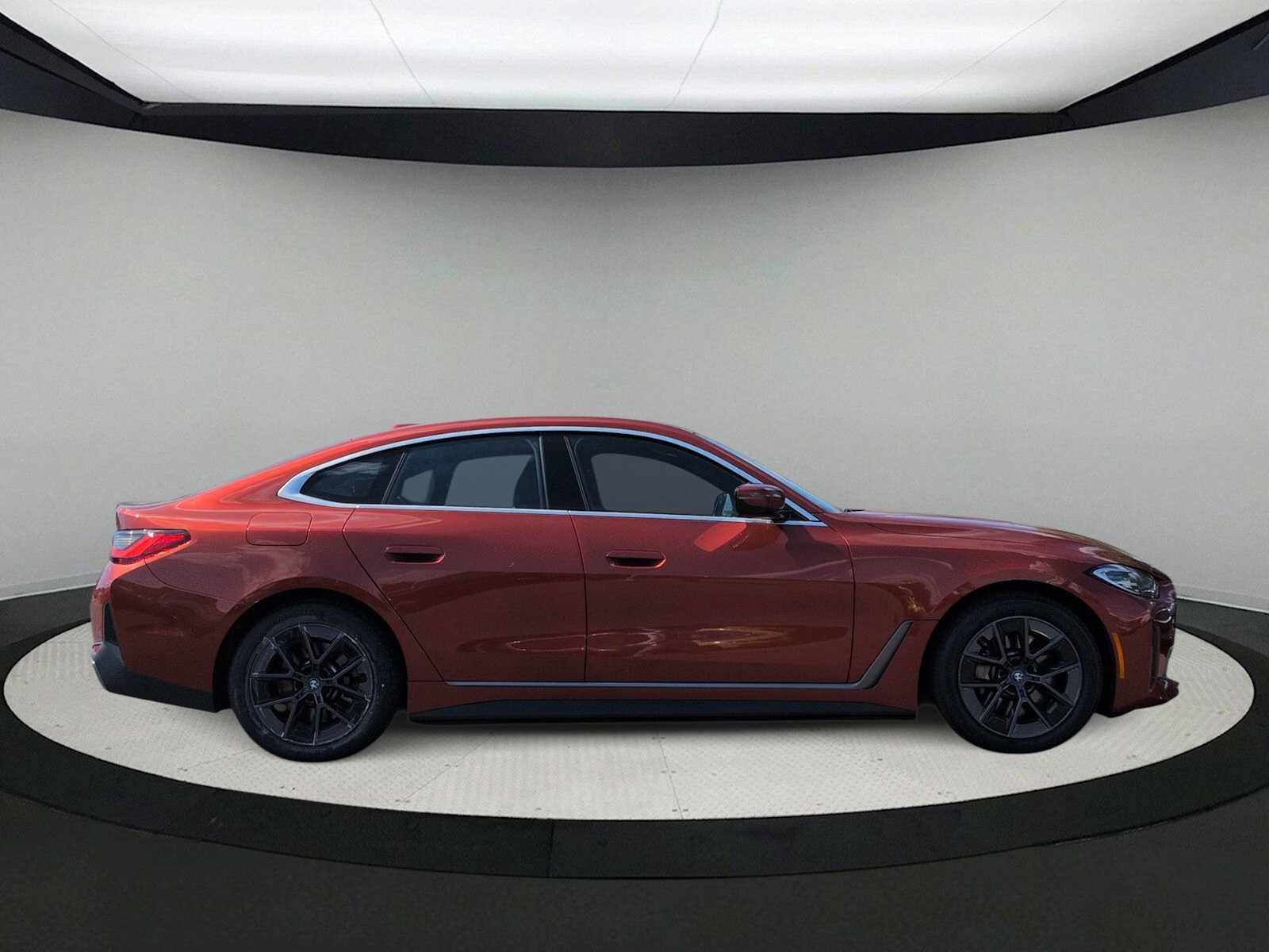 Used 2023 BMW i4 eDrive40 w/ Premium Package RWD image 9