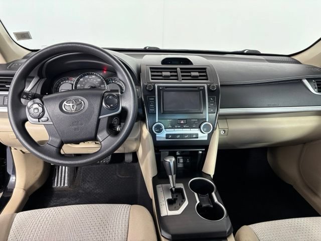 Used 2012 Toyota Camry LE FWD image 13