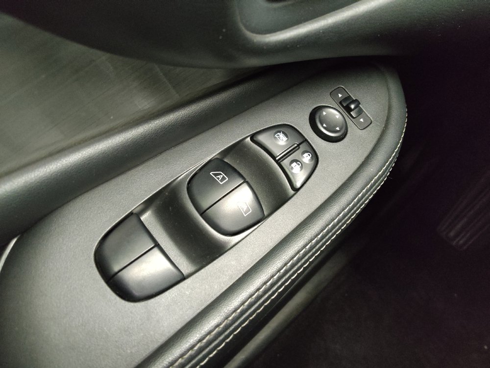 Used 2016 Nissan Murano S AWD/4WD image 27