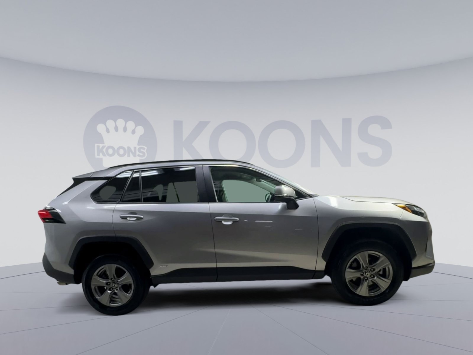 Used 2024 Toyota RAV4 LE AWD/4WD image 12