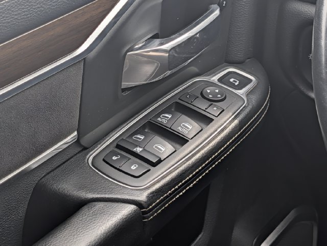 Used 2022 RAM 3500 Laramie AWD/4WD image 18