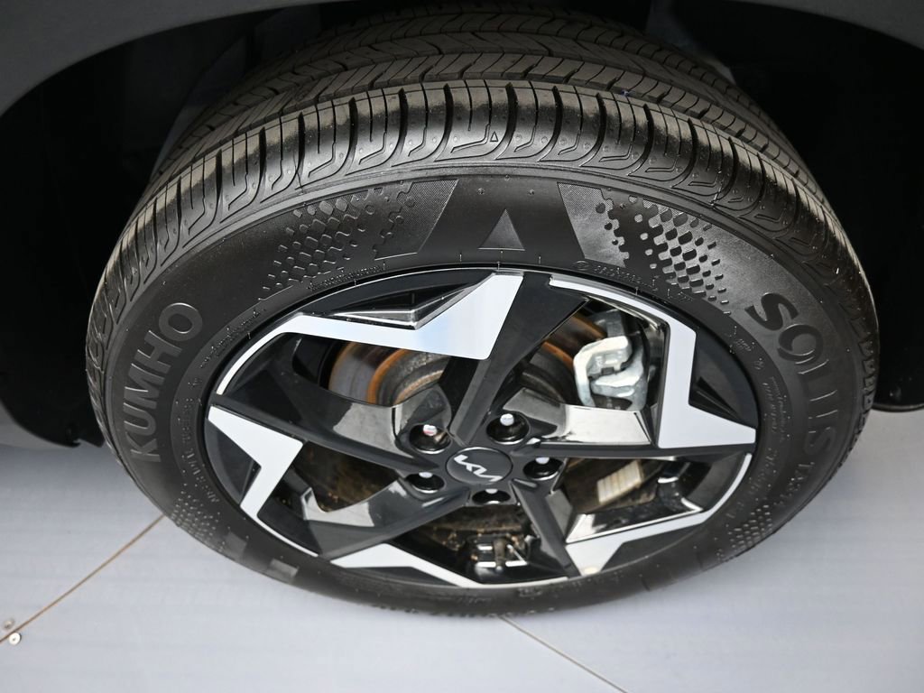 New 2025 Kia Seltos S image 15