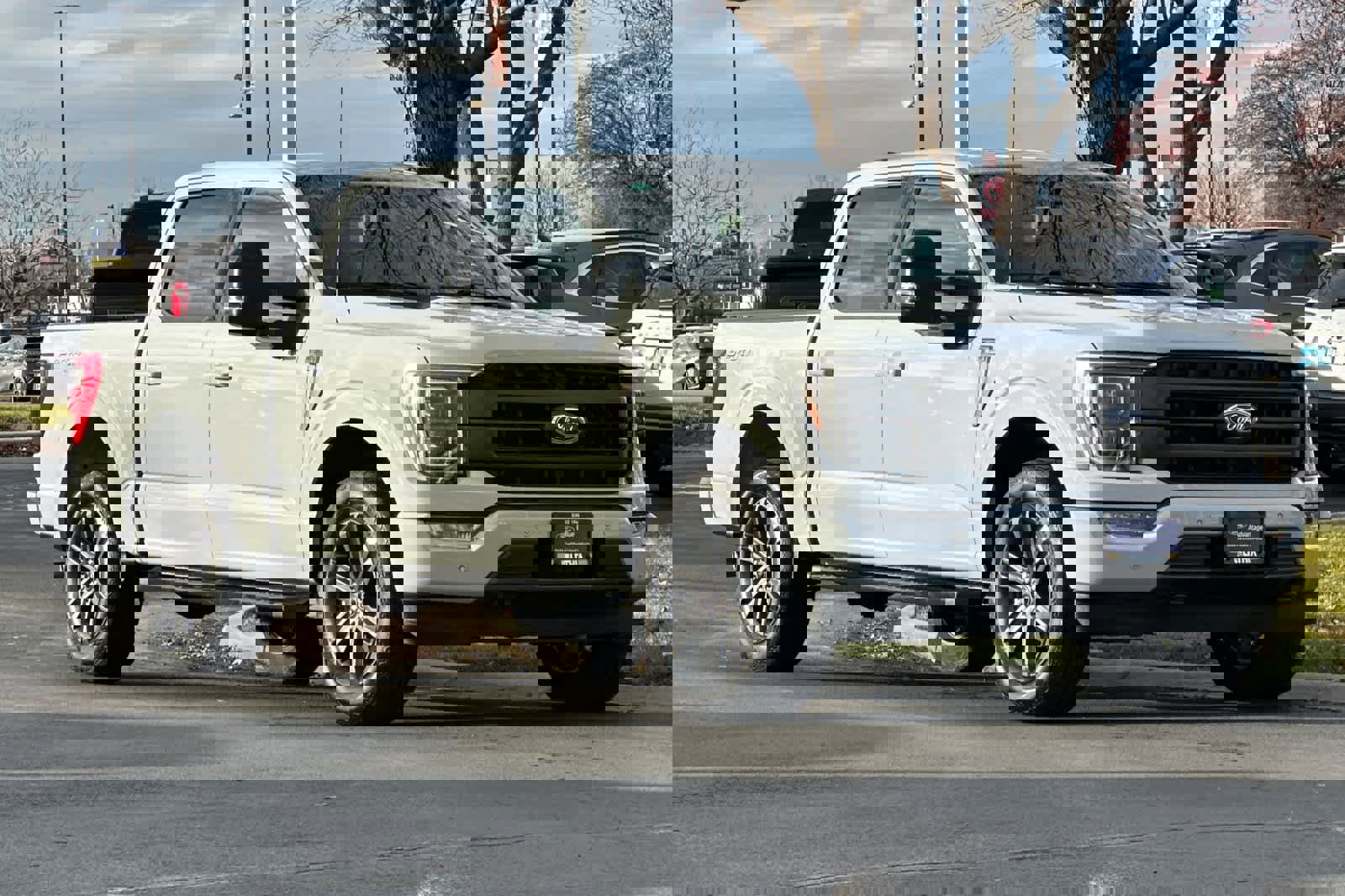 Certified 2023 Ford F150 Lariat w/ Equipment Group 502A High image 9