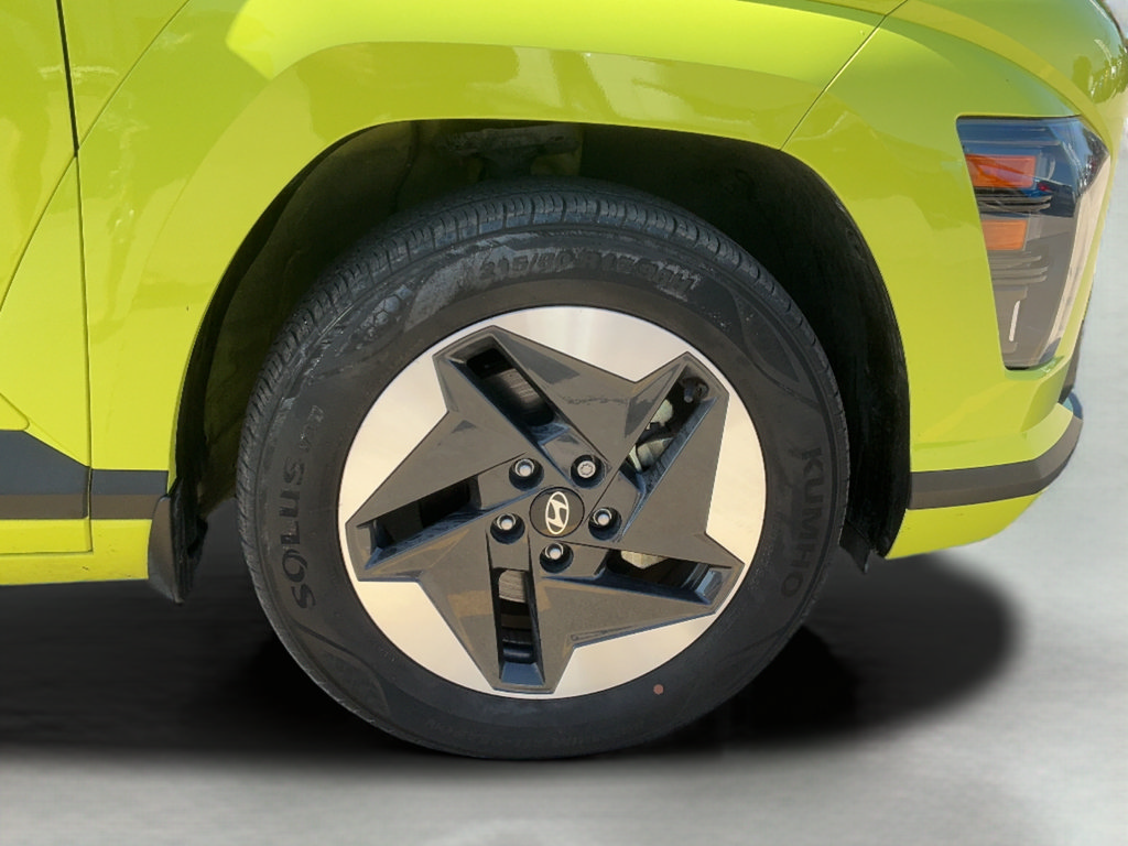 Used 2024 Hyundai Kona SEL FWD image 9